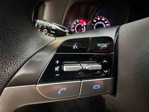 Certified 2023 Hyundai Elantra SEL image 22