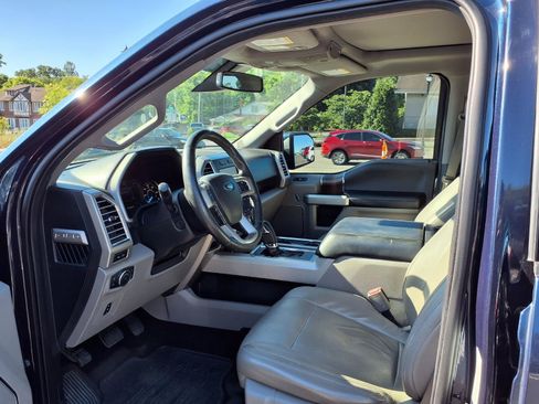 Used 2015 Ford F150 Lariat w/ Equipment Group 502A Luxury AWD/4WD image 21