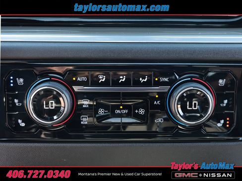 Used 2022 Chevrolet Silverado 1500 High Country w/ High Country Premium Package AWD/4WD image 25