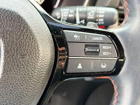 Used 2025 Honda Pilot TrailSport image 18