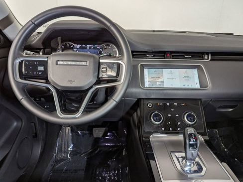 Used 2022 Land Rover Range Rover Evoque S image 18