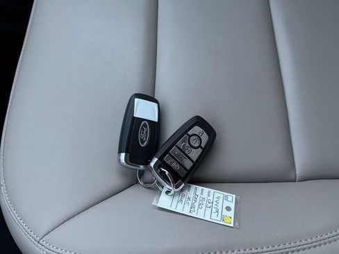 Used 2023 Ford Explorer XLT w/ Equipment Group 202A image 26