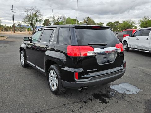 Used 2016 GMC Terrain SLE image 3