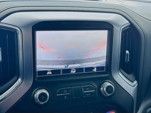 Used 2021 GMC Sierra 1500 SLT w/ SLT Premium Package image 10