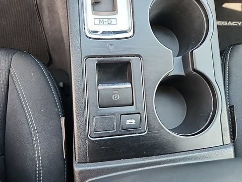 Used 2019 Subaru Legacy 2.5i Premium AWD/4WD image 21