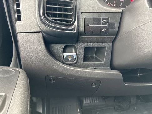 Used 2023 RAM ProMaster 2500 FWD image 32