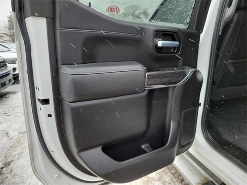 Used 2021 Chevrolet Silverado 1500 LTZ w/ LTZ Premium Package image 20