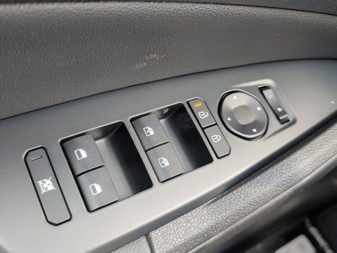 New 2026 Kia Sportage EX image 21