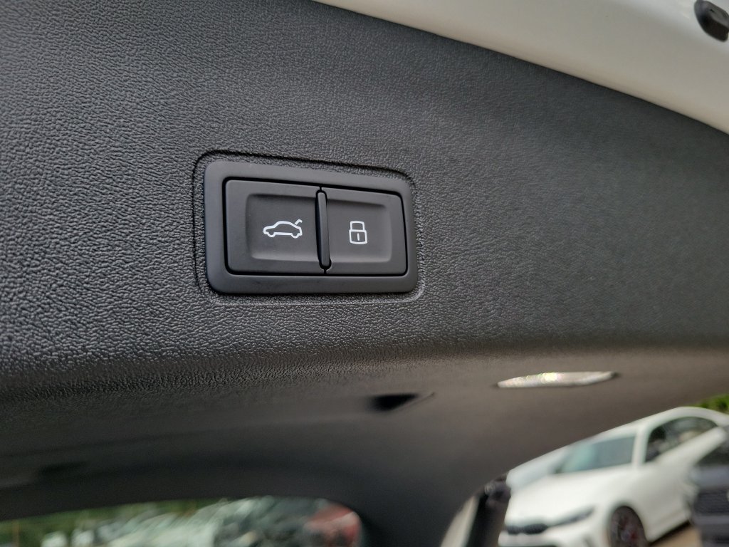 New 2026 Audi Q3 quattro 2.0T AWD/4WD image 30