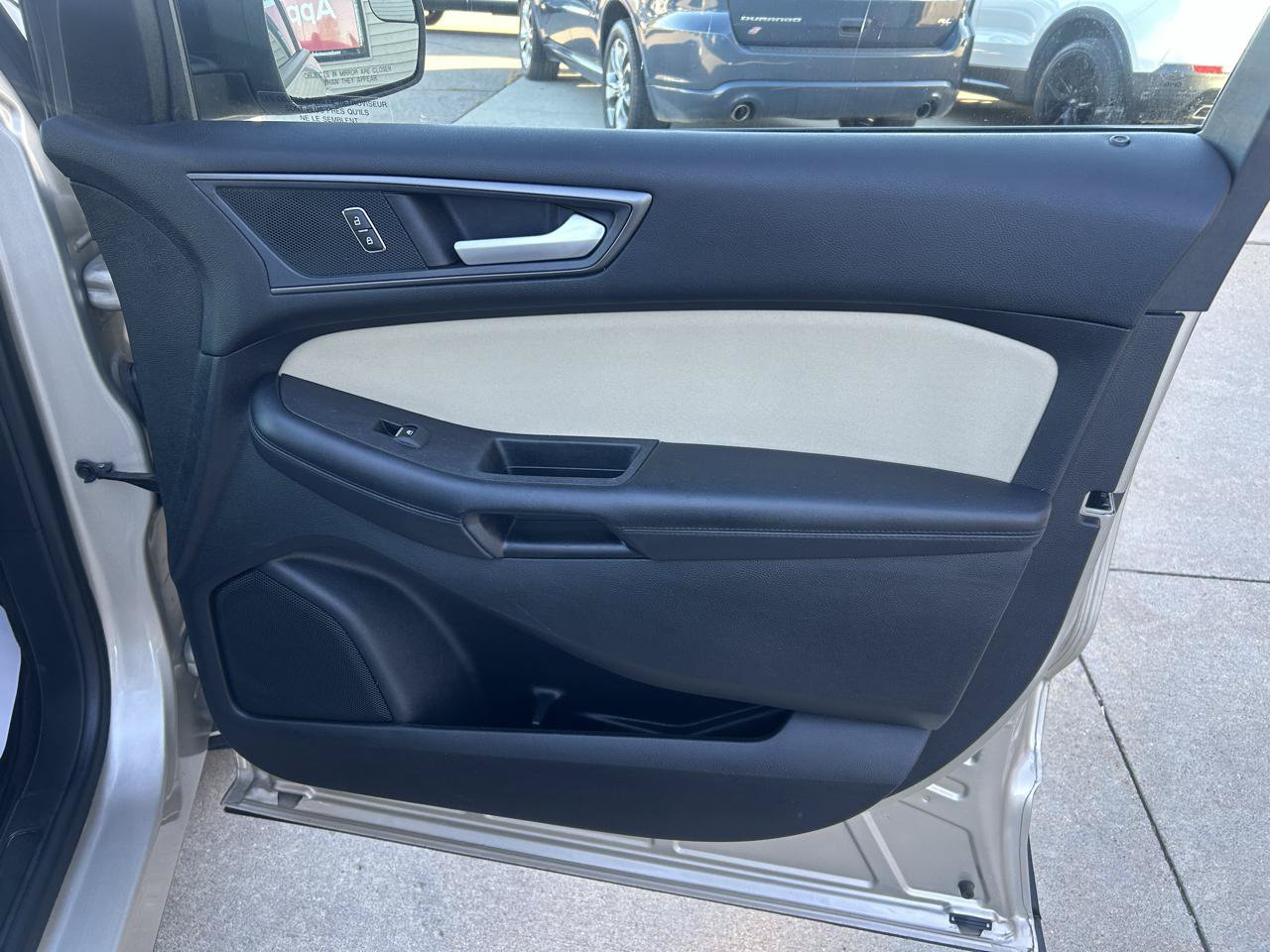 Used 2018 Ford Edge SE AWD/4WD image 16