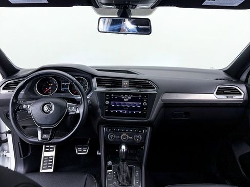 Used 2021 Volkswagen Tiguan SE R-Line FWD image 21