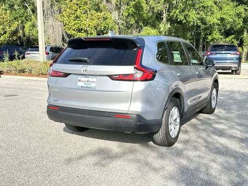Used 2023 Honda CR-V LX image 6