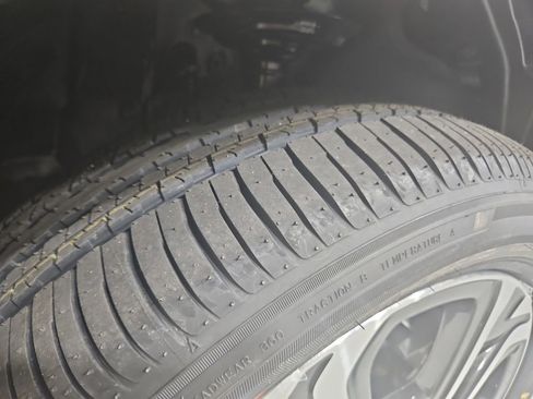 New 2026 Subaru Ascent Limited image 28