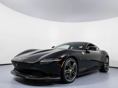 Certified 2023 Ferrari Roma image 28