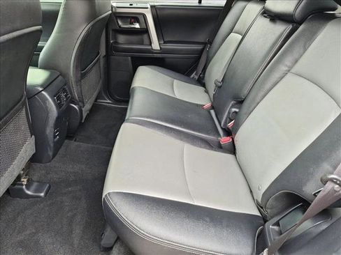 Used 2018 Toyota 4Runner SR5 Premium AWD/4WD image 19