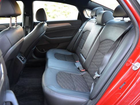 Used 2019 Hyundai Sonata Sport FWD image 12
