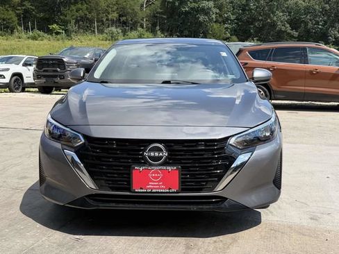 Used 2024 Nissan Sentra SV w/ All-Weather Package FWD image 9