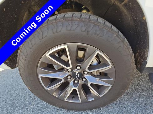 Used 2023 Chevrolet Tahoe Z71 w/ Luxury Package image 5