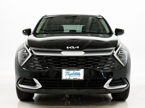 Certified 2024 Kia Sportage LX image 4