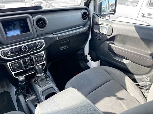 Used 2022 Jeep Wrangler Unlimited Sport AWD/4WD image 26