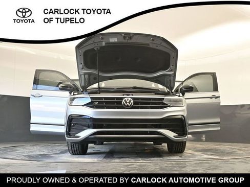 Used 2022 Volkswagen Tiguan SE R-Line image 52