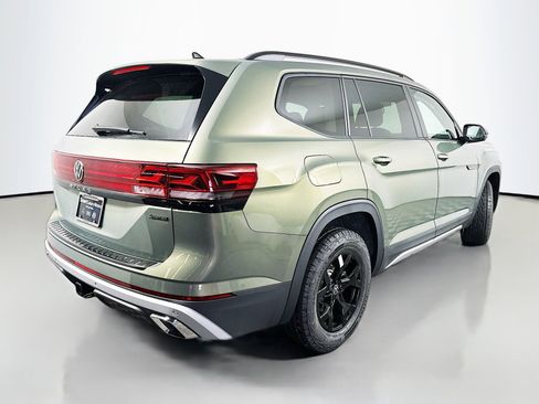 New 2026 Volkswagen Atlas Peak Edition image 7
