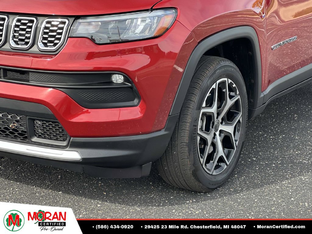 Used 2025 Jeep Compass Limited AWD/4WD image 8