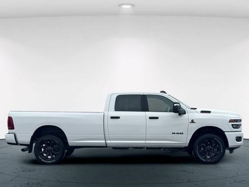 New 2026 RAM 3500 Big Horn AWD/4WD image 6