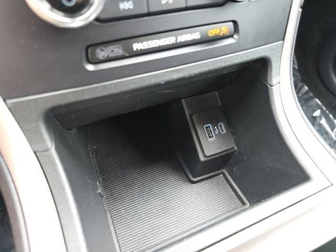 Certified 2024 Ford Edge SEL image 18