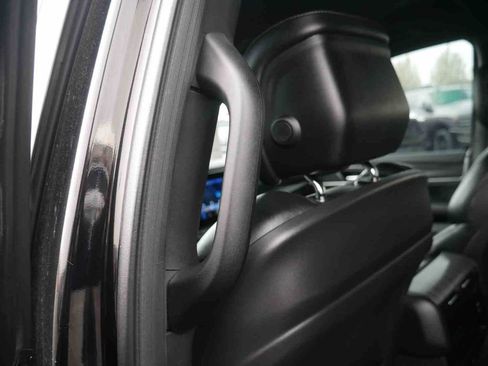 Used 2024 Jeep Wagoneer Series III image 15