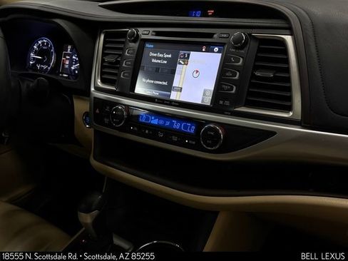 Used 2016 Toyota Highlander XLE FWD image 31