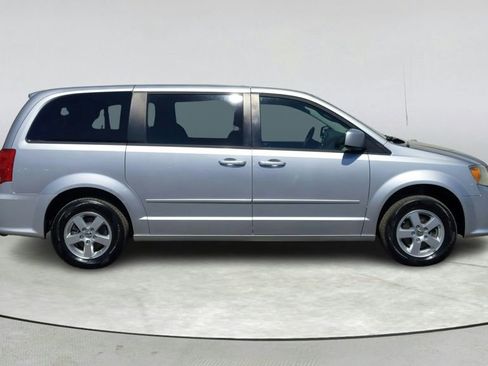 Used 2011 Dodge Grand Caravan Mainstreet w/ PWR Convenience Group FWD image 7