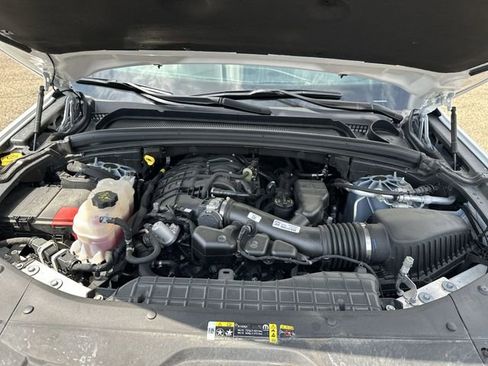 Used 2024 Jeep Grand Cherokee Altitude AWD/4WD image 20
