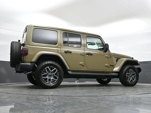 New 2026 Jeep Wrangler Unlimited Sahara AWD/4WD image 42