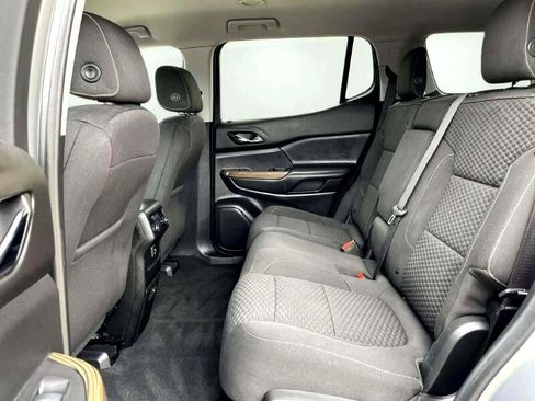 Used 2019 GMC Acadia SLE image 15