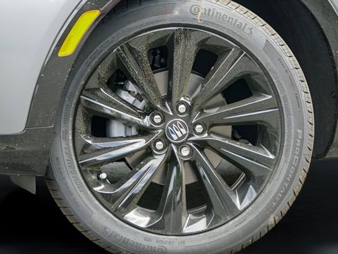 New 2026 Buick Envista Sport Touring image 2