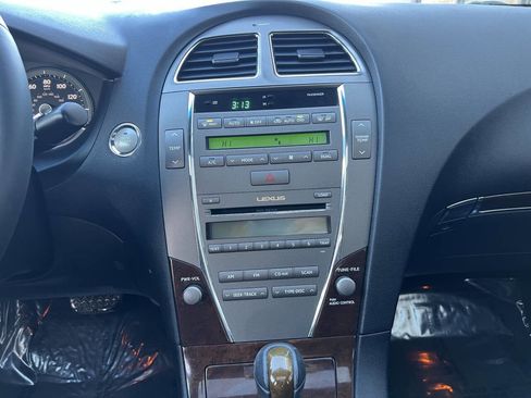 Used 2011 Lexus ES 350 image 15