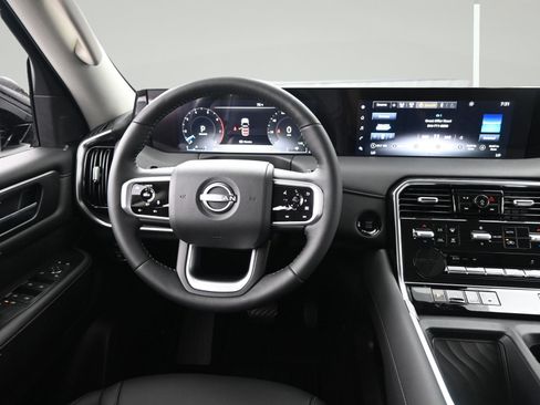Certified 2025 Nissan Armada SV AWD/4WD image 12