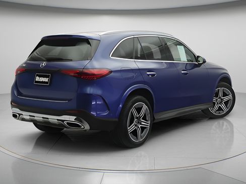 Certified 2023 Mercedes-Benz GLC 300 image 4