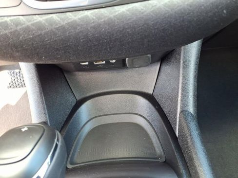Used 2020 Chevrolet Malibu LS FWD image 28