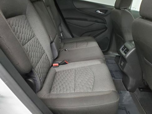 Used 2021 Chevrolet Equinox LT FWD image 22
