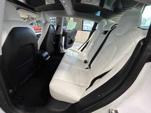 Used 2021 Tesla Model 3 Long Range AWD/4WD image 46