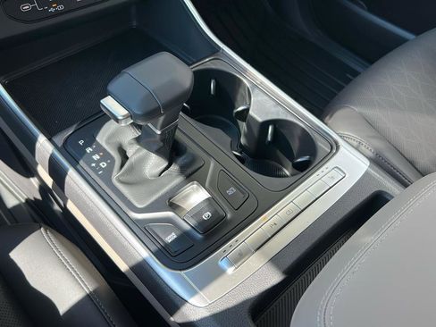 New 2026 Kia Carnival image 24