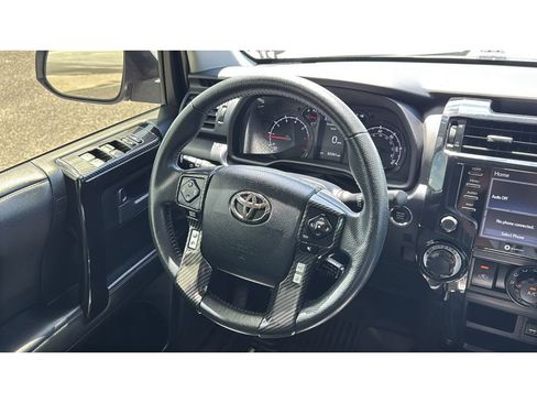 Used 2021 Toyota 4Runner SR5 Premium AWD/4WD image 26