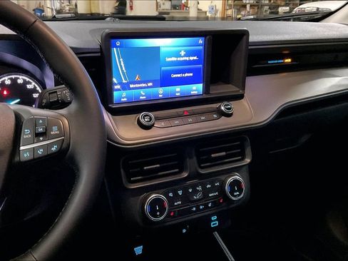 Certified 2024 Ford Maverick Lariat w/ Black Appearance Package AWD/4WD image 6