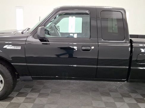 Used 2011 Ford Ranger XLT image 9