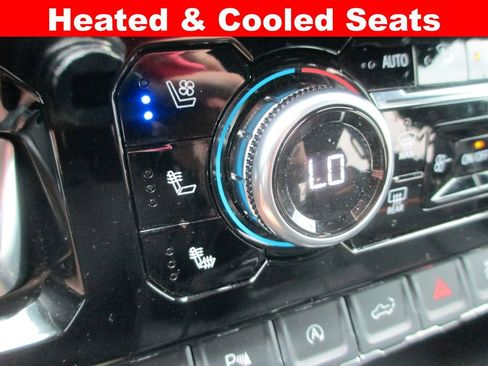 Used 2024 GMC Sierra 1500 AT4 w/ Technology Package image 21