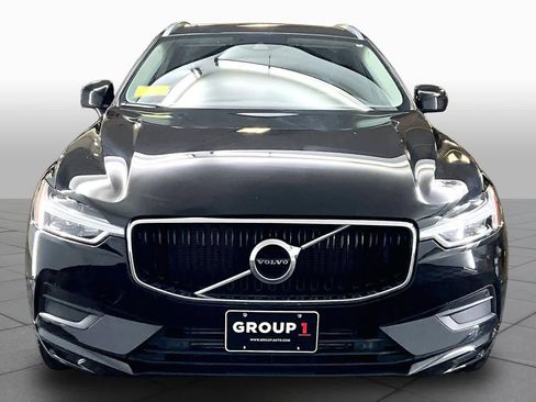 Used 2019 Volvo XC60 T5 Momentum w/ Premium Package AWD/4WD image 4
