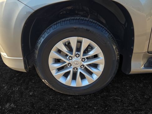 Used 2022 Lexus GX 460 Premium w/ Premium Package image 9