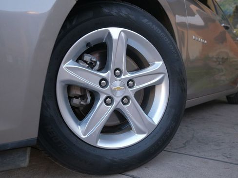 Used 2022 Chevrolet Malibu LS image 43